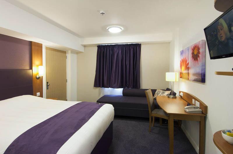 Premier Inn Northwich South Exterior photo